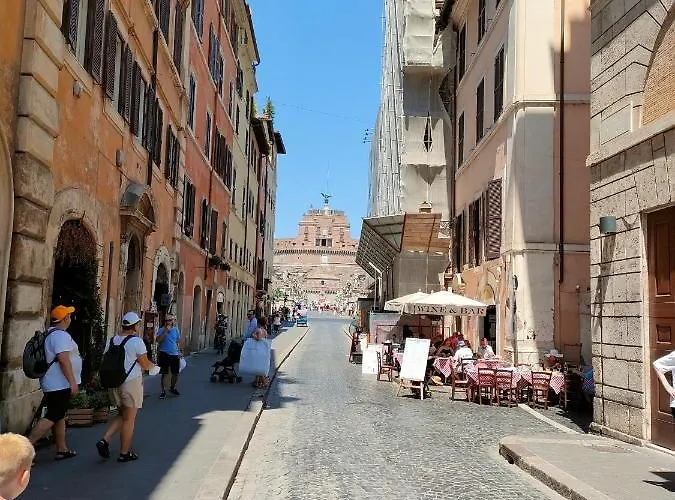 Vittorio Ll House Pensión *